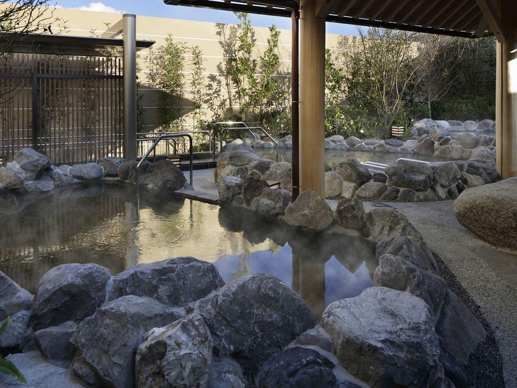 Kobe Minato Onsen Ren (Adults Only) Hotel Екстериор снимка